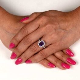 Finger Picture Amethyst Ring 2x3
