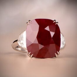 Hillcrest rare 12ct Ruby and Diamond Platinum Ring Artistic