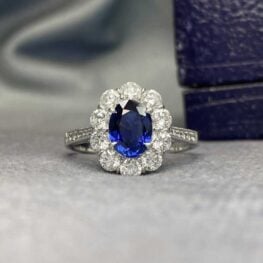 Sapphire and Diamond Cluster Halo Ring Artistic Picture 14673