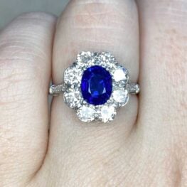 engagement ring that feature a 1.56 carat oval sapphire