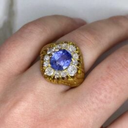 Avelbury Ring with a sapphire weighing approximately 3.00 carats